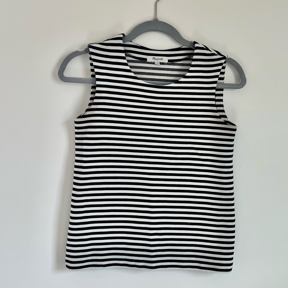 Madewell B/W thick top XS